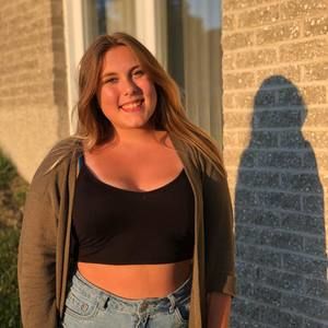 Meet your Posher, Justine